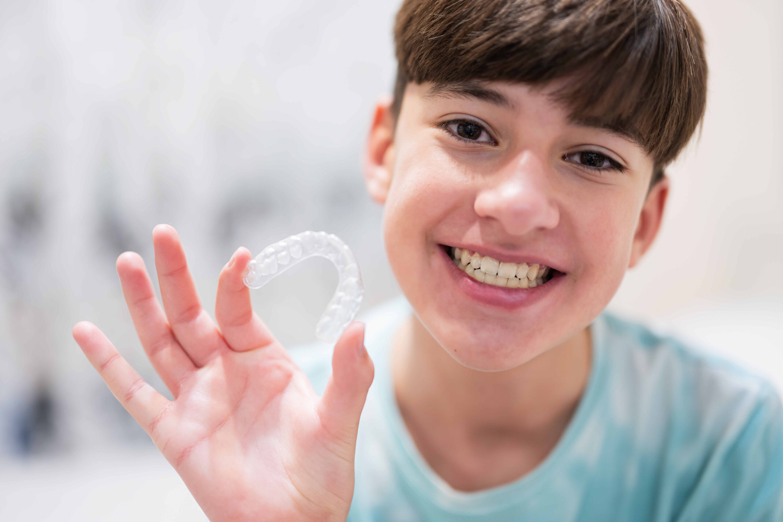 Invisalign for bite correction in Tacoma, WA. Contact Tacoma Orthodontics at 253-474-9473 to improve your bite alignment.